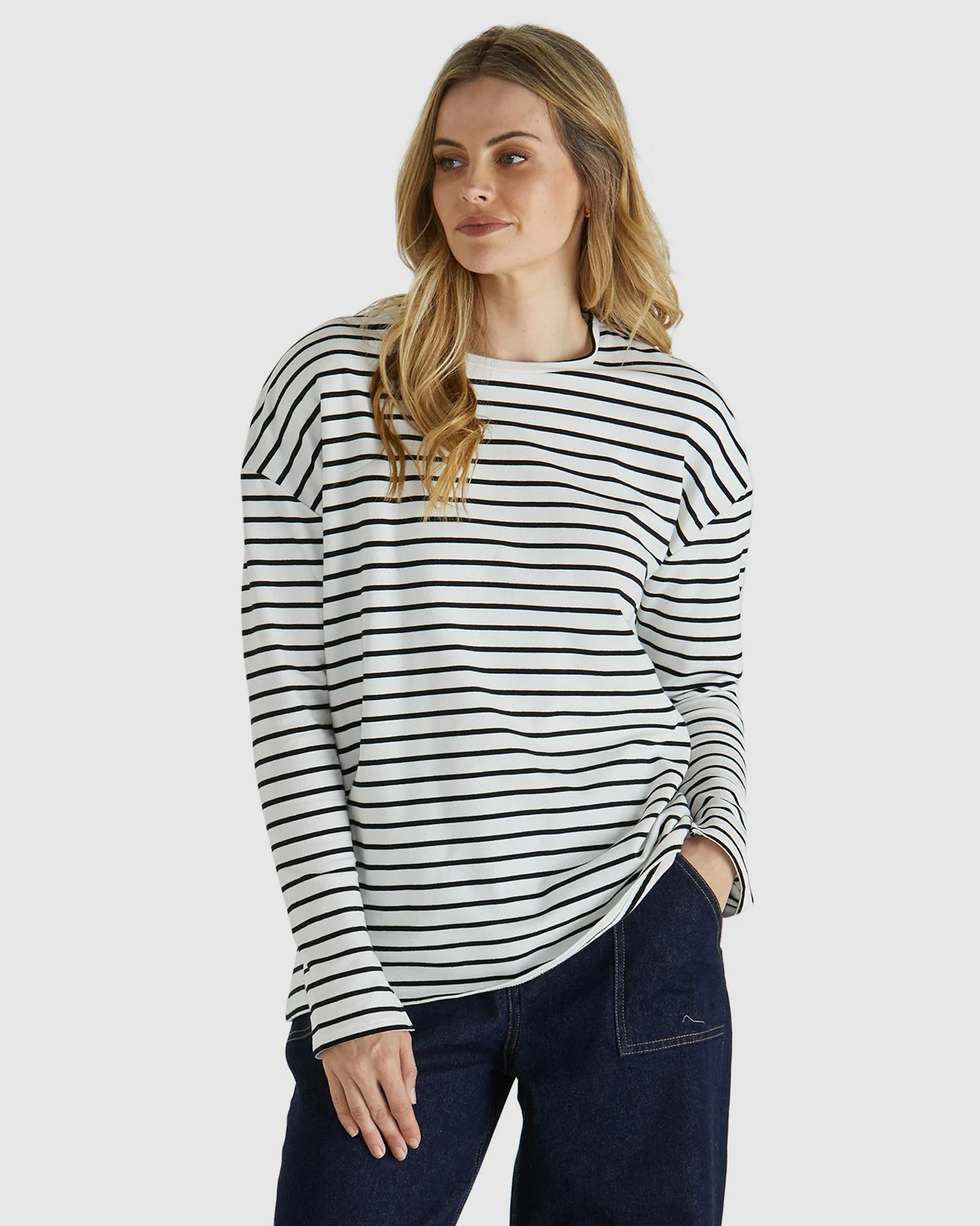 ALMA TOP - White/Black - Image 4