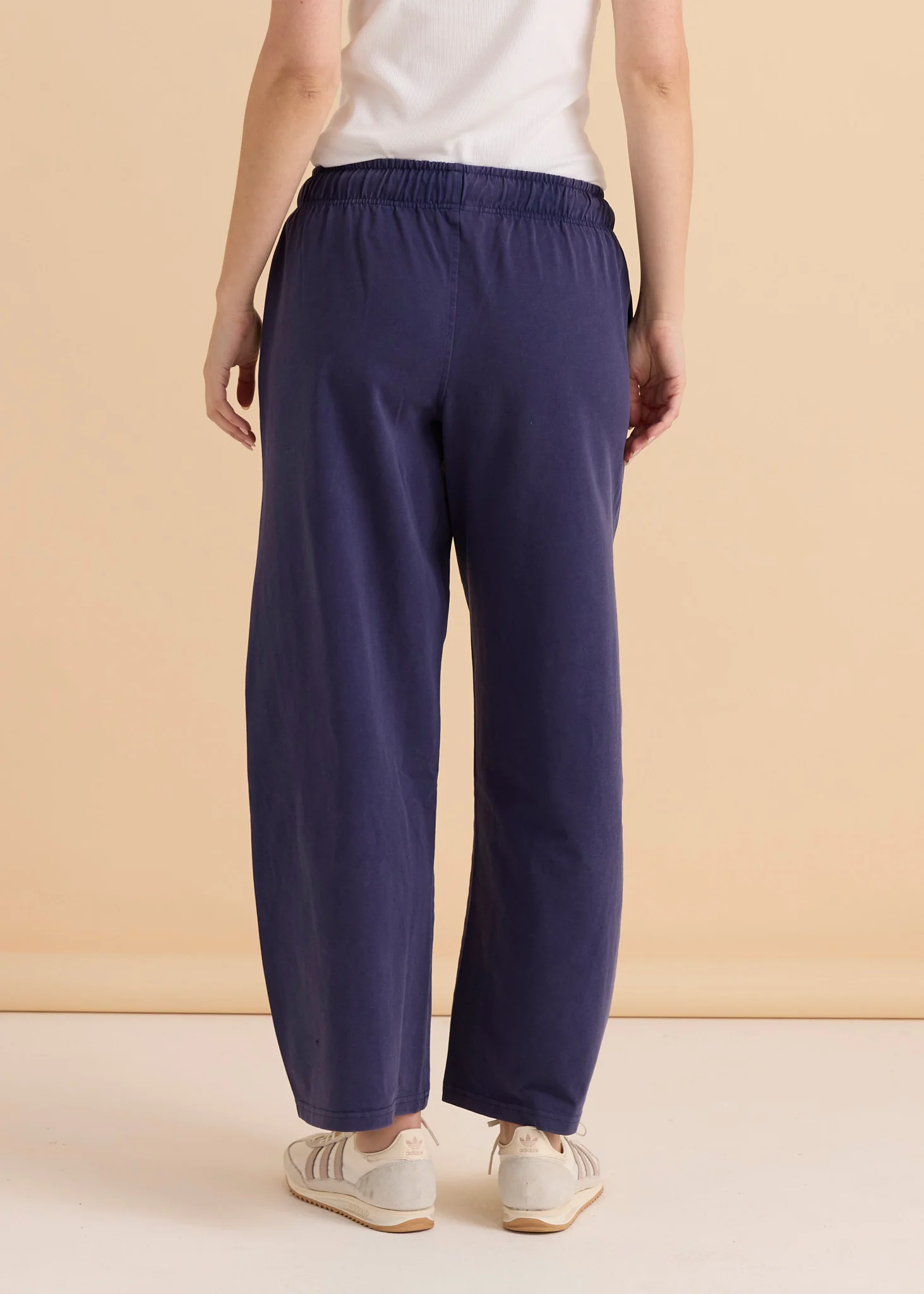 Barrel Leg Sweatpant - Navy - Image 4