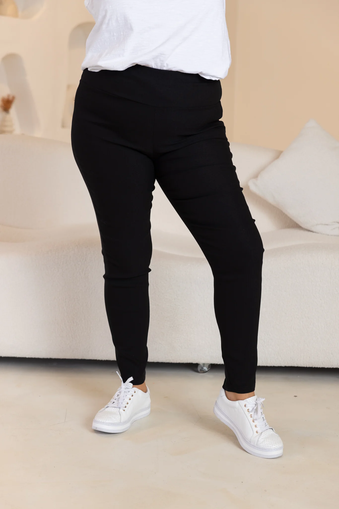 CONNIE PULL ON PANTS - Black - Image 11