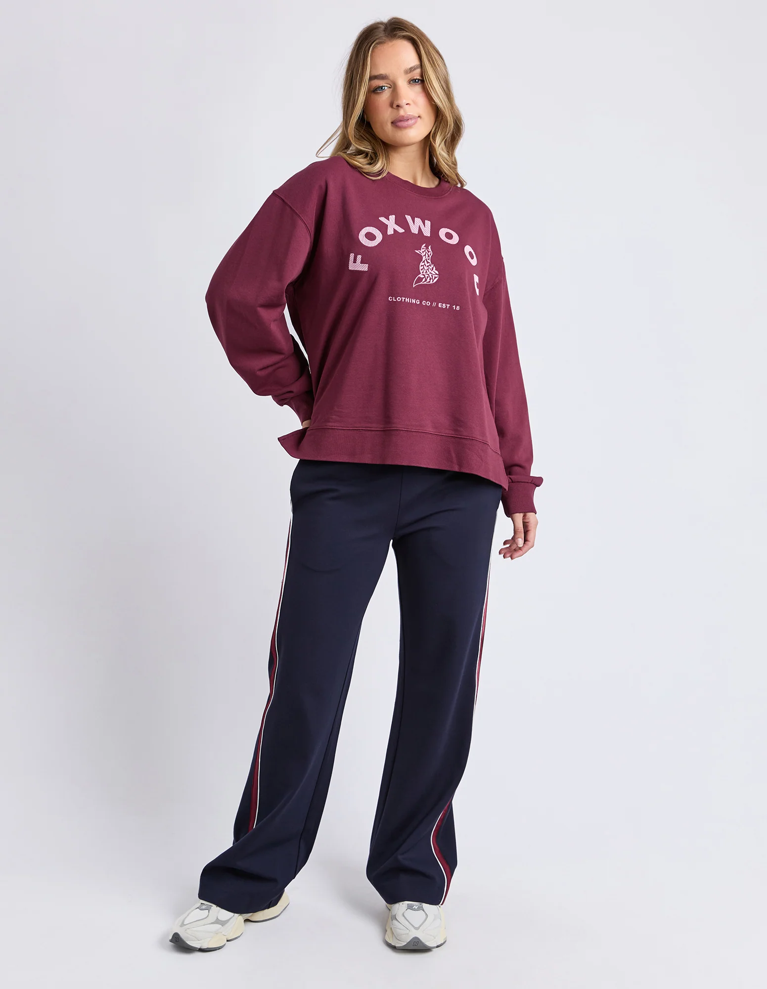 Effortless Contrast Crew - Image 3