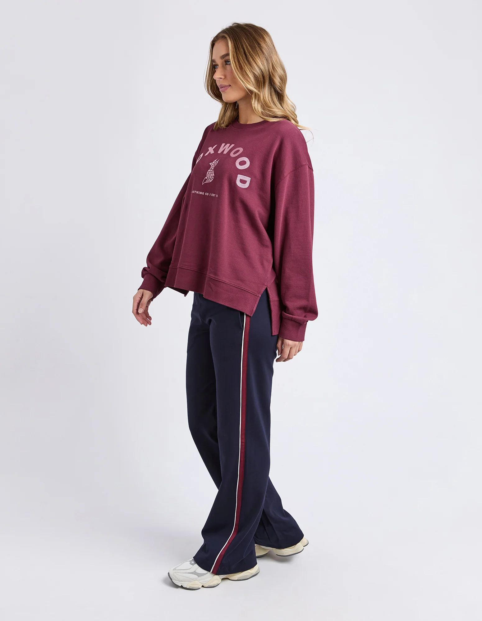 Effortless Contrast Crew - Image 6