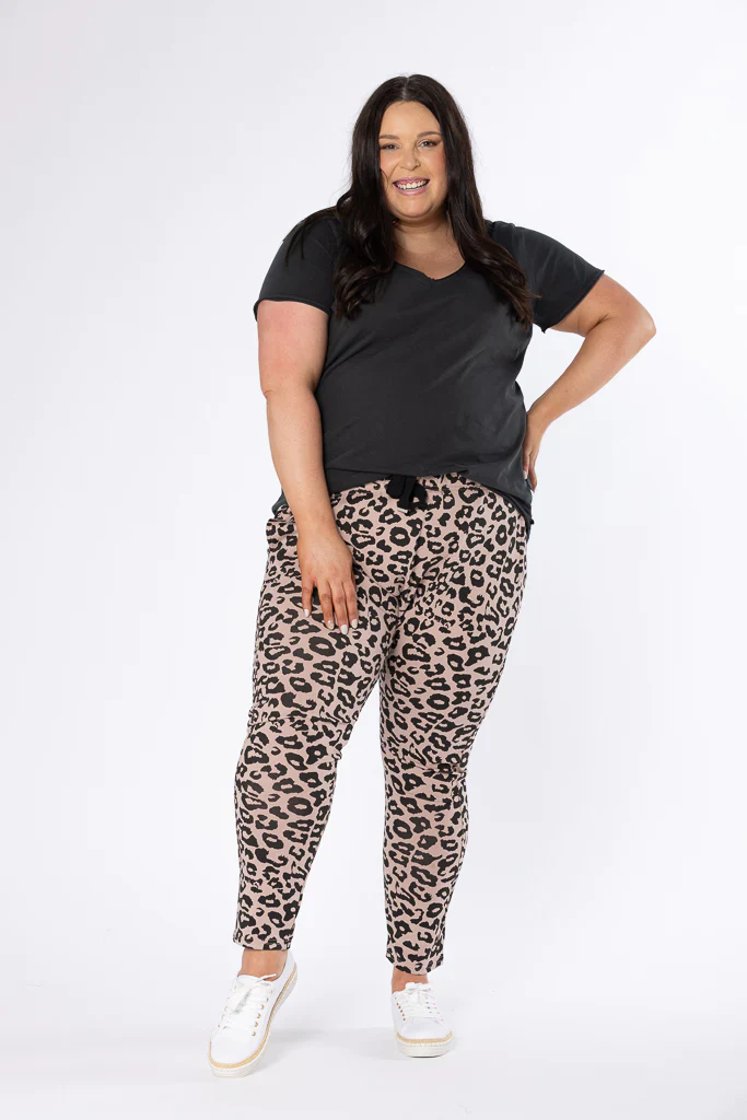 ELLA LEOPARD JOGGER - Mocha/Black - Image 5