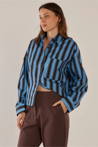 Erin Crop Shirt - Image 3
