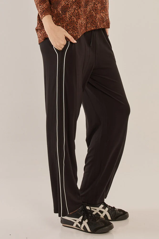 Evelyn Wide Leg Jogger - Image 3