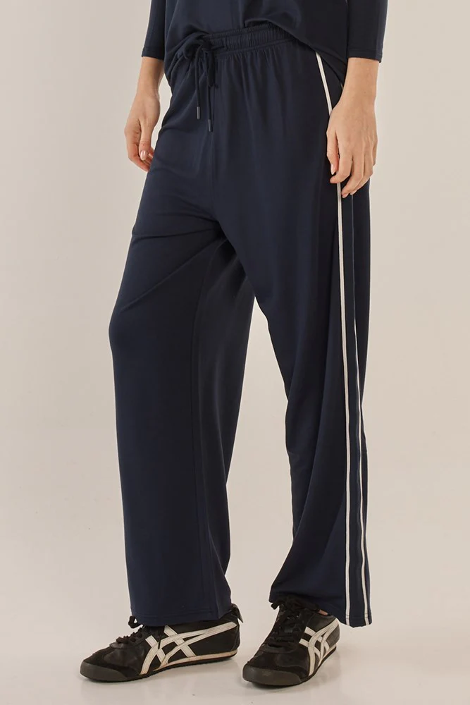 Evelyn Wide Leg Jogger - Image 3