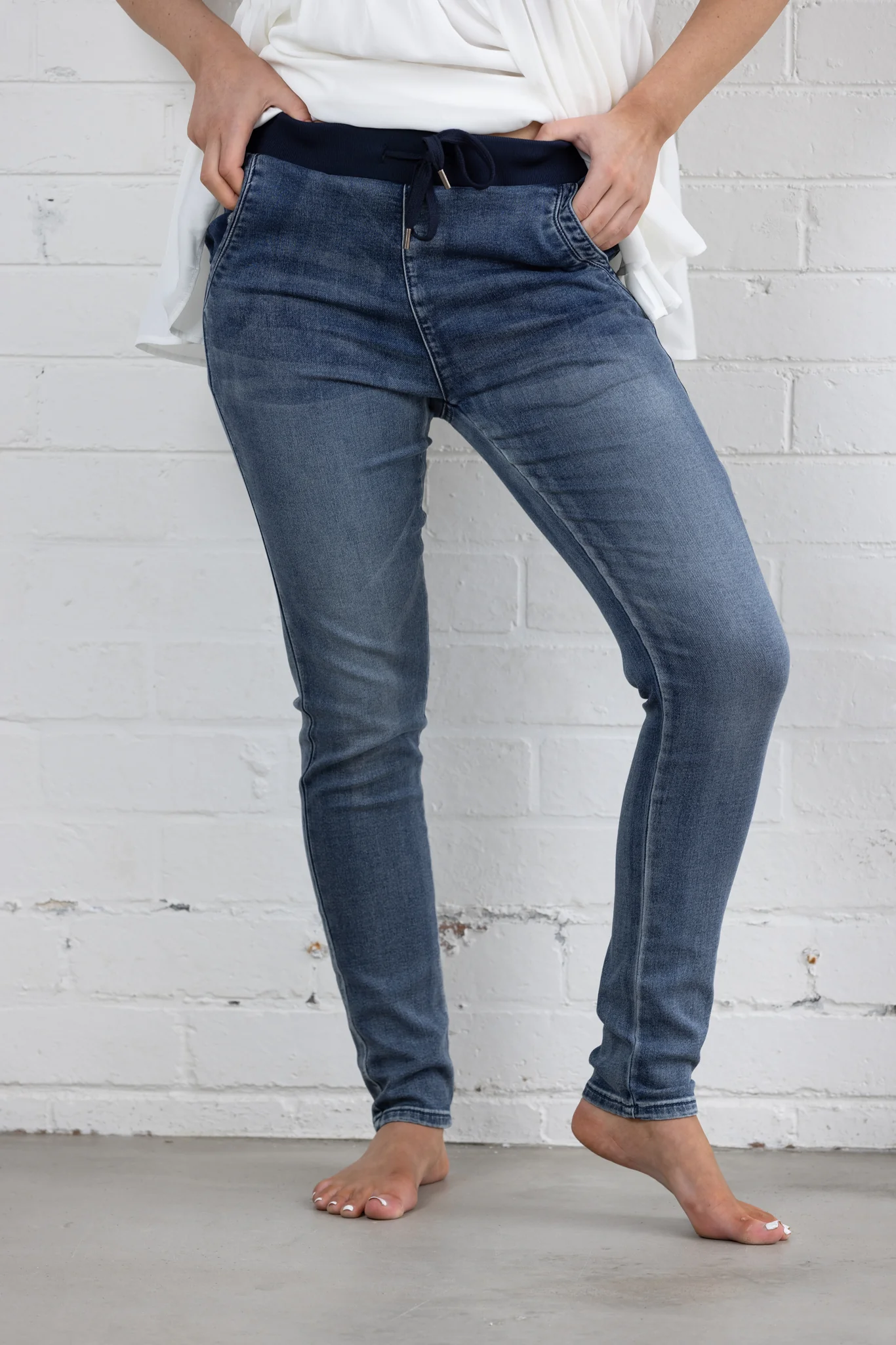HOPE DENIM JOGGER - Dark Blue Wash - Image 14