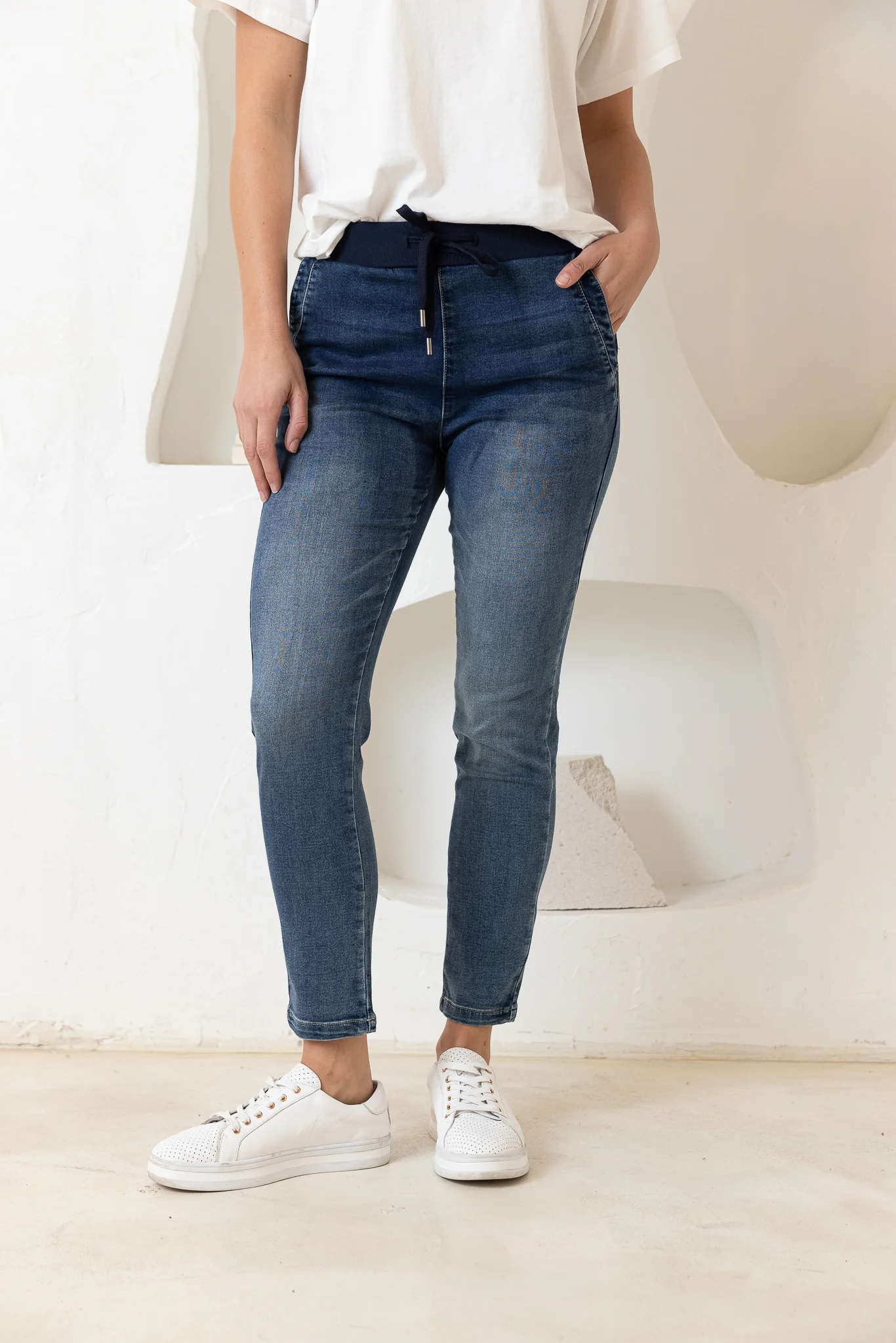HOPE DENIM JOGGER - Dark Blue Wash - Image 19
