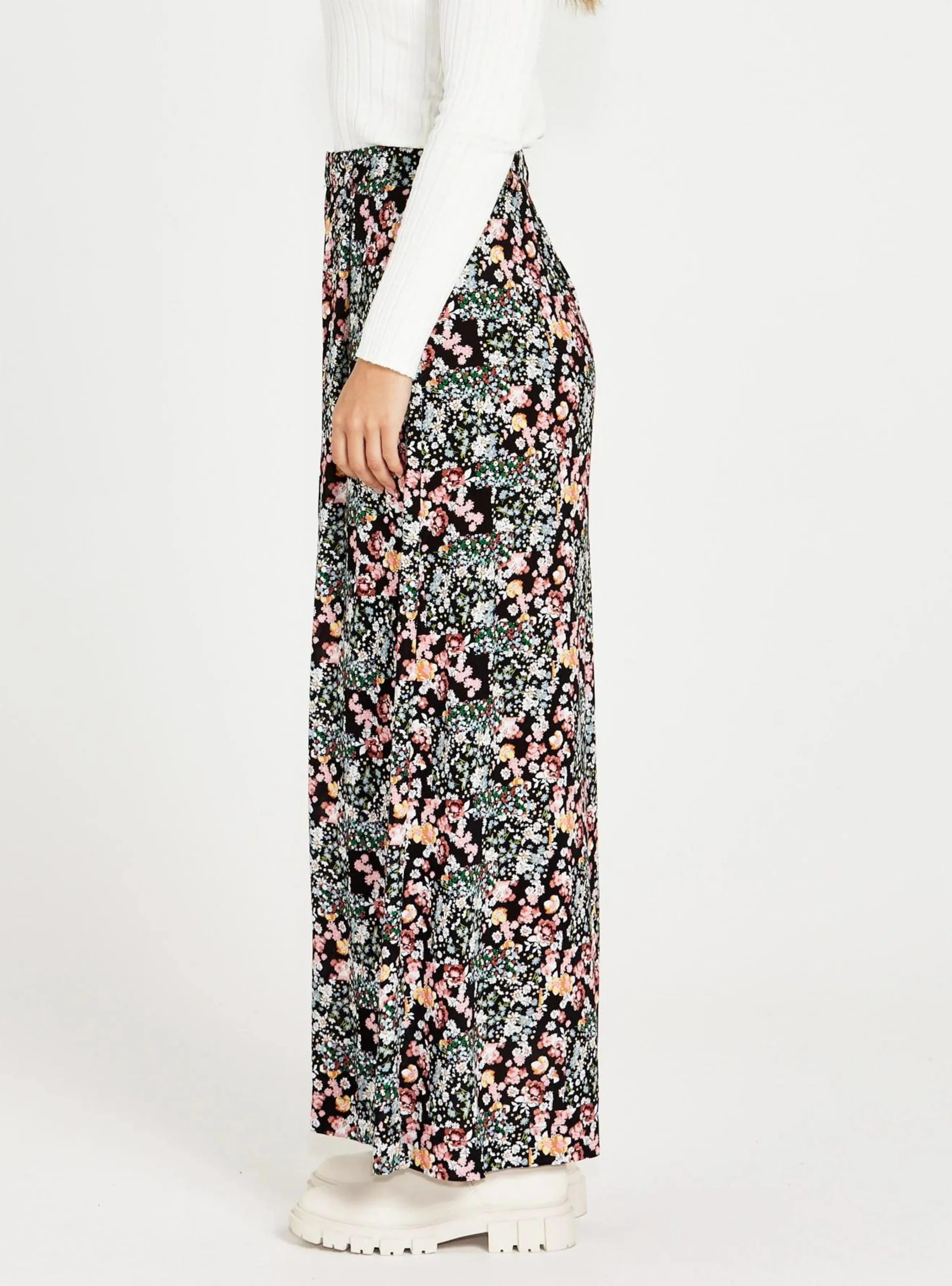 JUNE WIDE LEG PANT - Patchwork Floral - Image 14