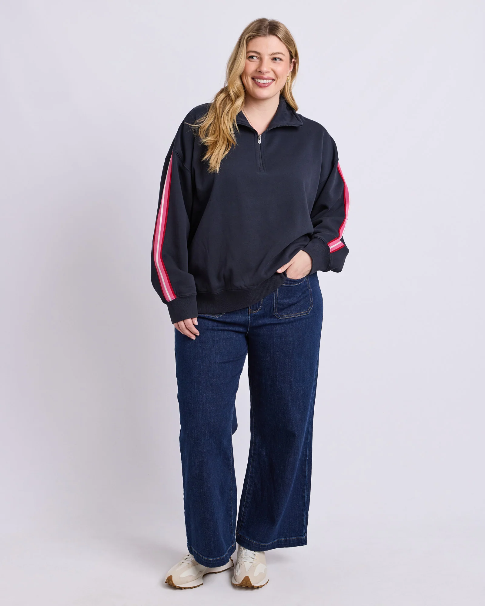 Lover 1/4 Zip - Image 6