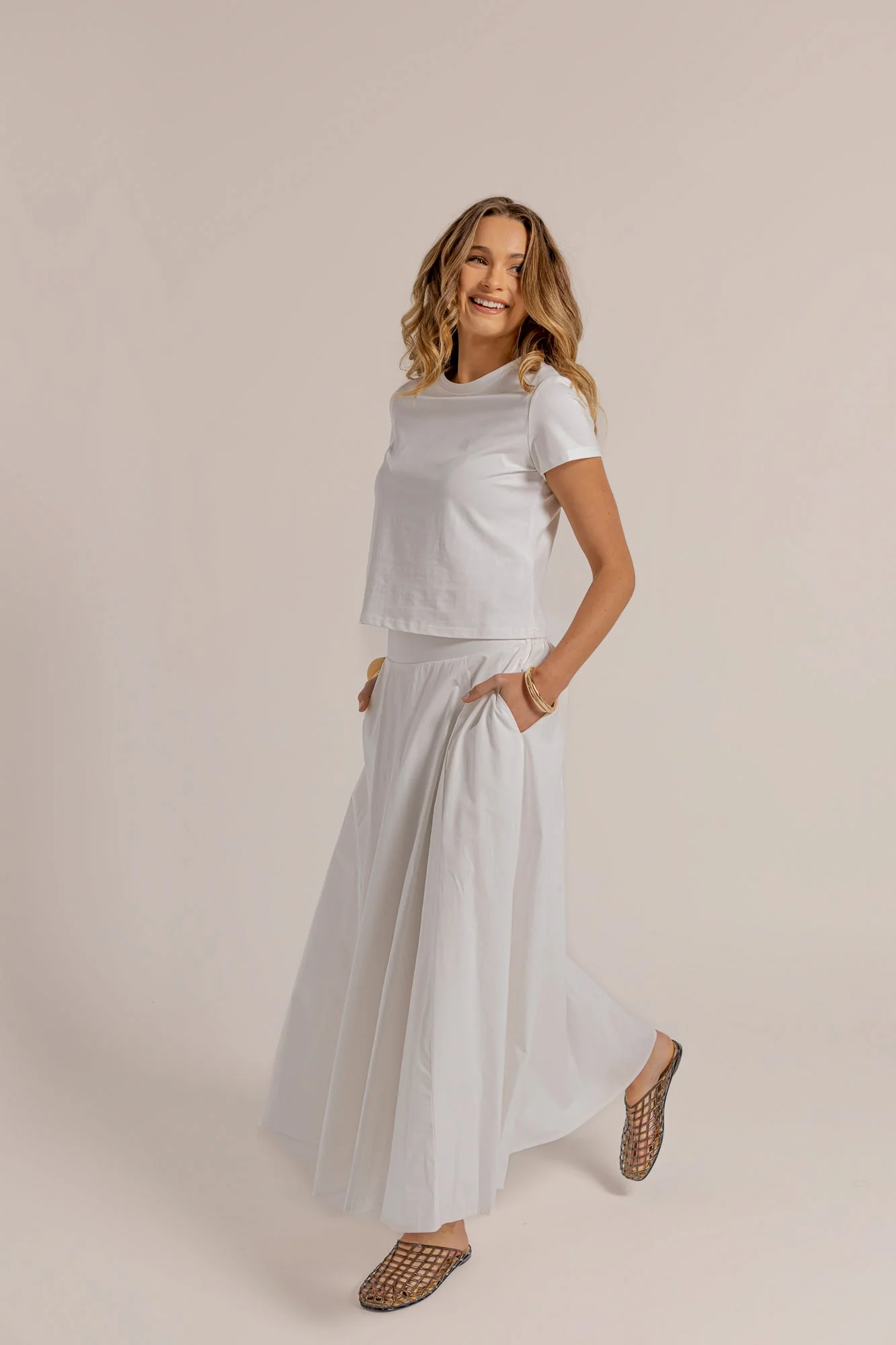 LULA SKIRT - White - Image 3