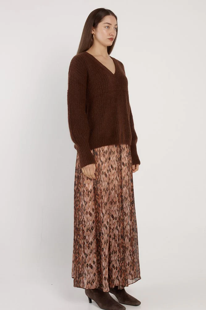 Remy V-Neck Jumper - Image 3