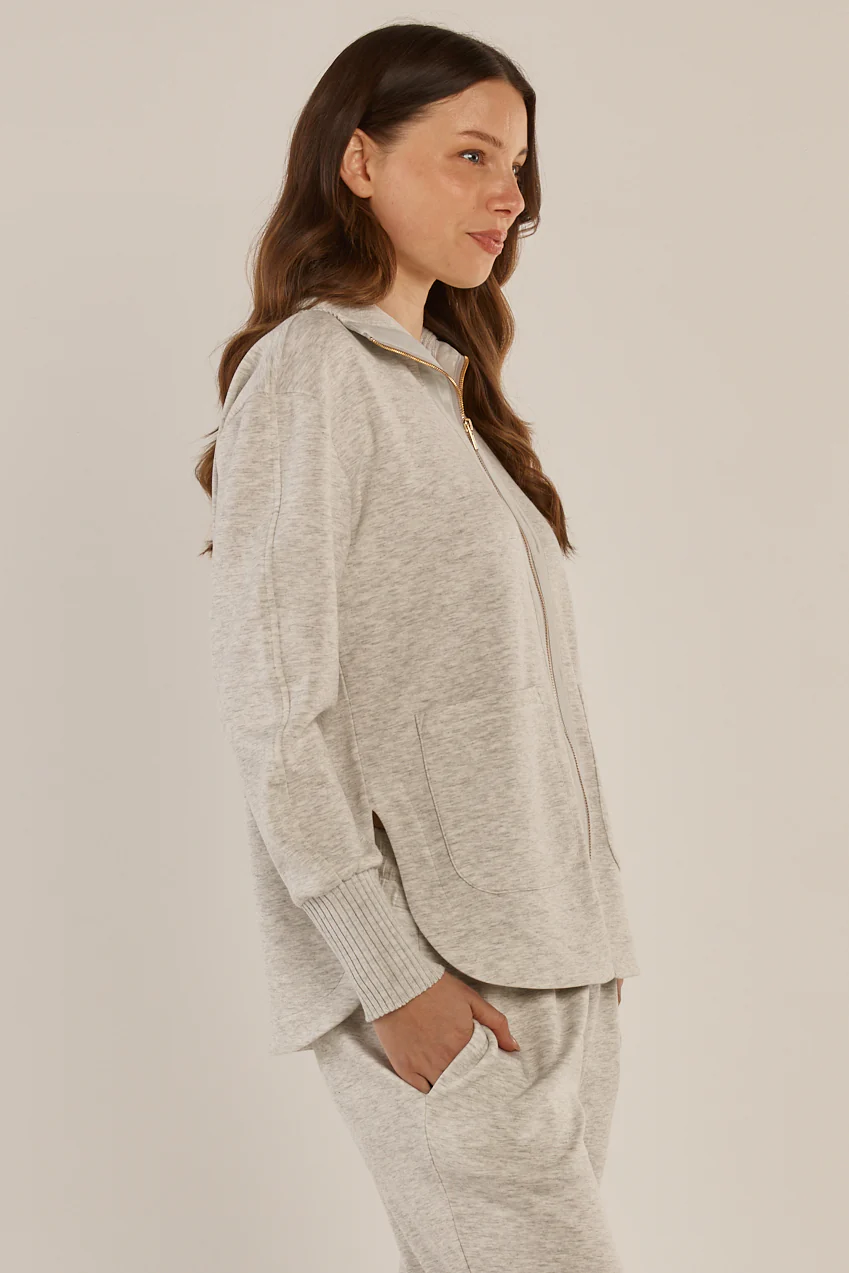 Sabina Sweatshirt - Image 4