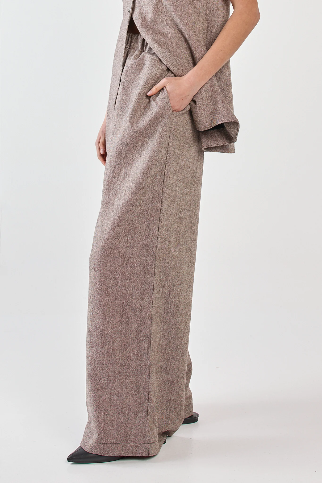 Thalia Pull On Pant - Image 3