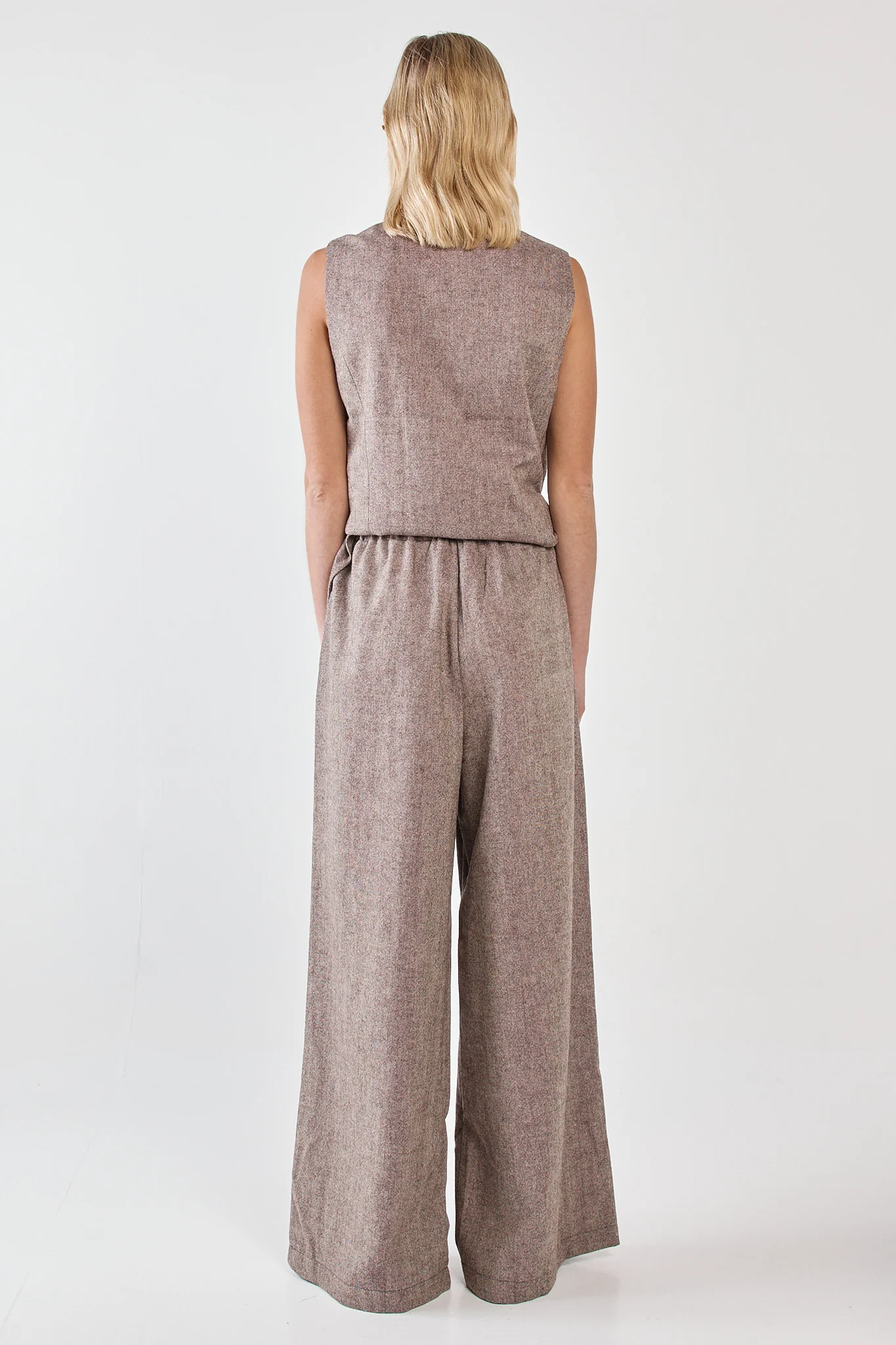 Thalia Pull On Pant - Image 4