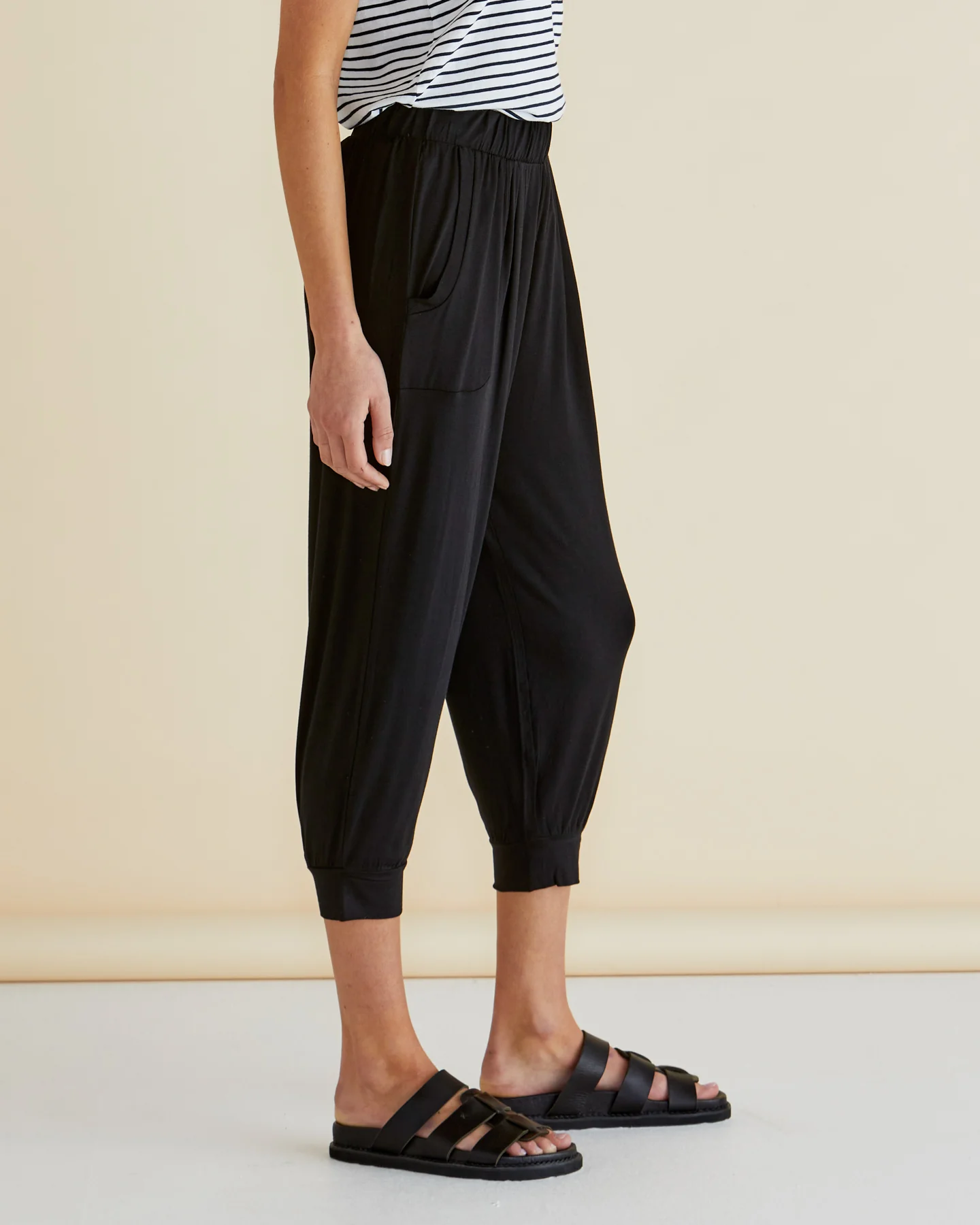 Tokyo 3/4 Pant - Image 3