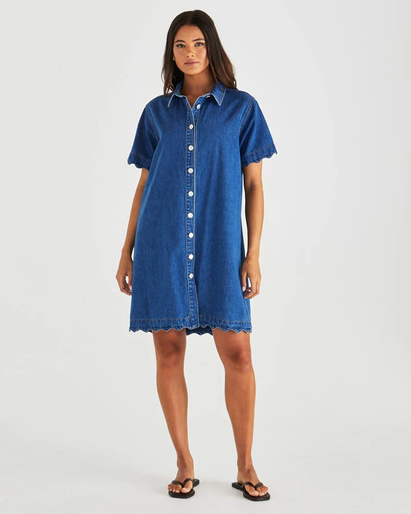 VALE SCALLOPED DENIM DRESS - Mid Blue Wash - Image 2