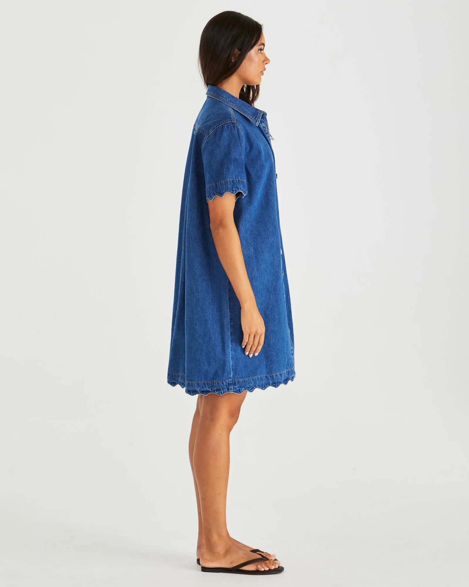 VALE SCALLOPED DENIM DRESS - Mid Blue Wash - Image 4